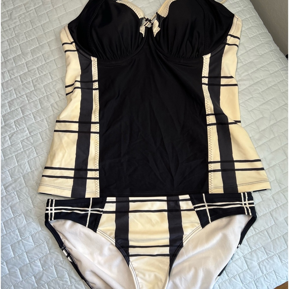 Athleta tankini cream/black